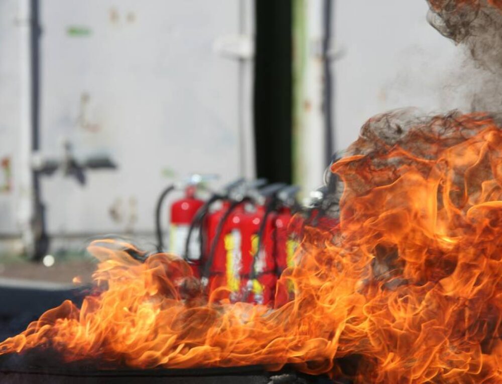 День рождения огнетушителя в г. Салехард